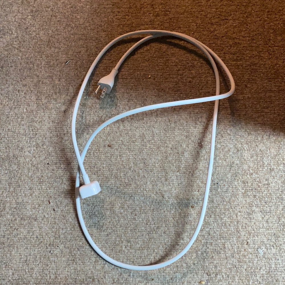 Apple MacBook Pro computer extension cord